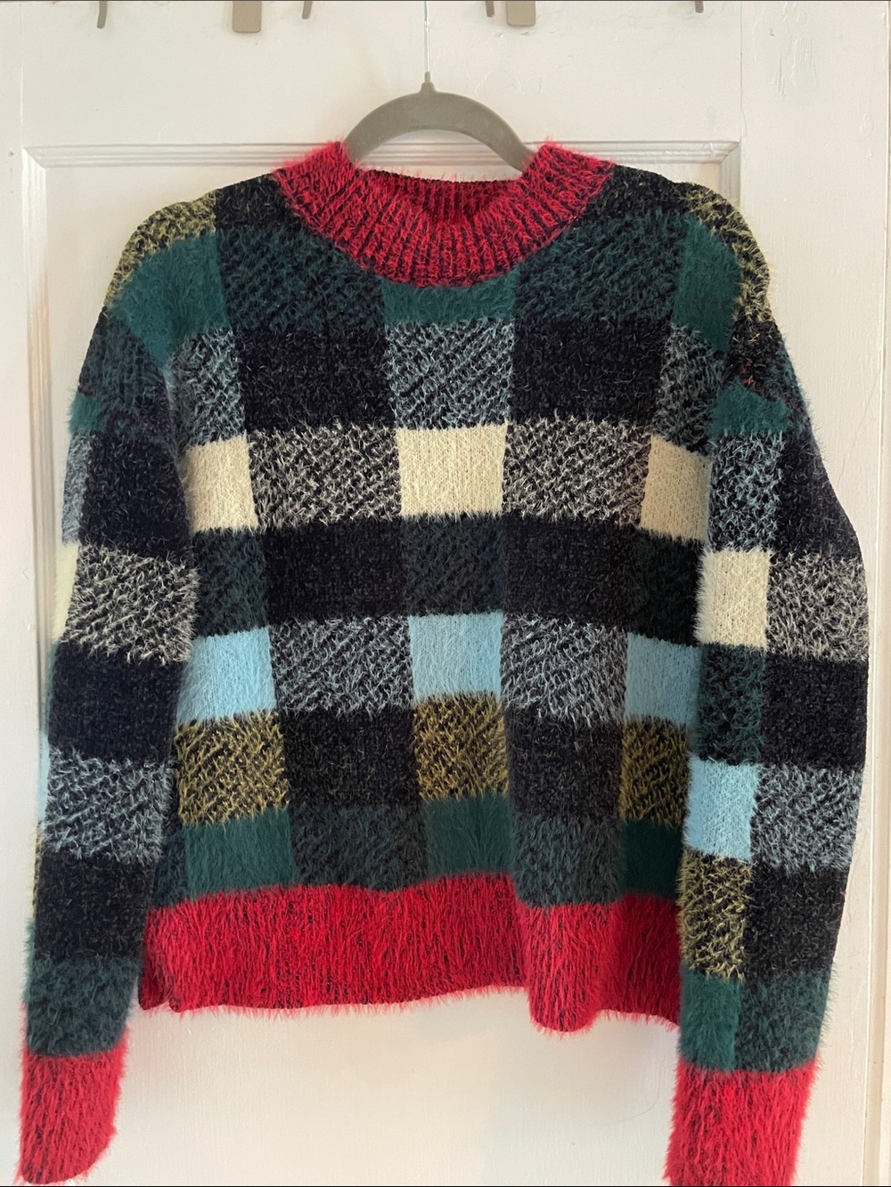 Design Lab Sz S Cozy Multicolor Check Crewneck Sweater - Red Trim
